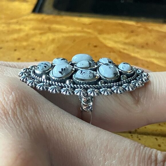 White Buffalo Sterling Silver Statement Ring Size 6 - Picture 2 of 8